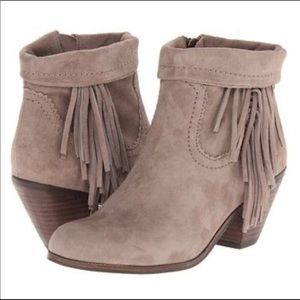 Sam Edelman Heeled ‘Louie Western Bootie’